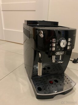 DeLonghi Magnifica S - 3