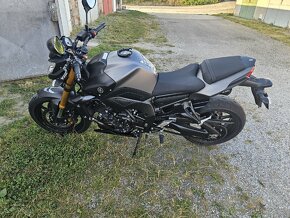 Yamaha fz8 r.v. 10/2013 - 3