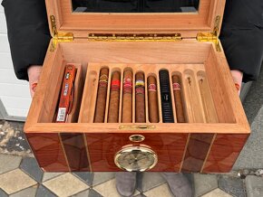 Krásný velký Humidor  s doutníky - 3