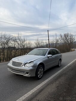 Prodám Náhradní díly na Mercedes-Benz C320, w203. - 3