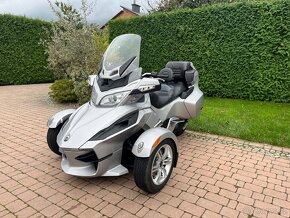 Can-am Spyder RT - 3