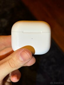 Apple AirPods (3. generace) s nabíjecím pouzdrem Lightning - 3