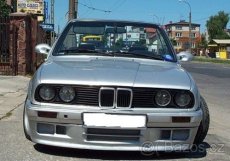 spojlery mam do BMW E30 - 3