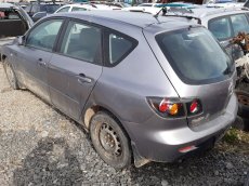 Mazda 3 2003 - dily z vozu - 3