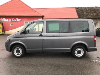 VW TRANSPORTER  T5 2.0 TDi SERVISNÍ HISTORIE 9 míst - 3