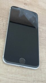 iPhone SE 2020 (64Gb) - 3