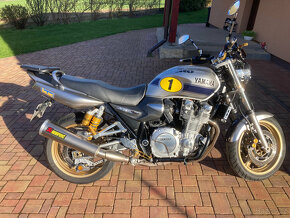 Yamaha XJR 1300 - 3