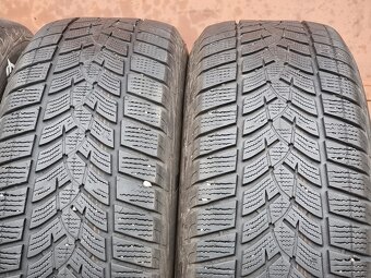 Zimní Goodyear Ultra G 225 65 17 - 3