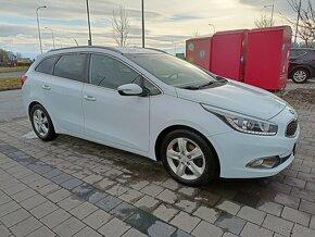 Kia Ceed 1.6GDi, 99kW, Exclusive, Nové ČR - 3