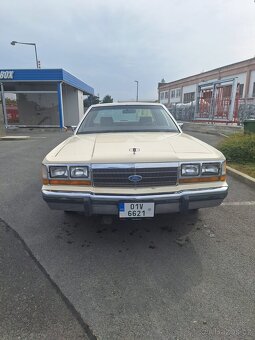 Ford Crown Victoria veterán 1989 - 3