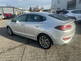 Hyundai i30 2019  FB 1,4 T-GDi 103kW najeto: 87750km - 3