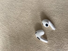 Airpods 3 - 3