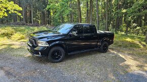 Dodge RAM 1500 - 3