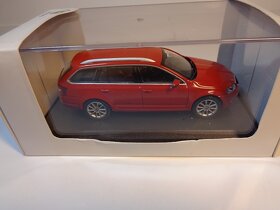 Abrex model 1/43 Škoda Octavia III combi - 3