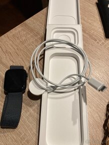 Apple Watch SE ( Gen 2) 44mm s GPS - 3