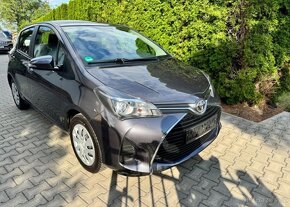 Toyota Yaris 1,0 VVT-i 1 Majitel serviska benzín - 3