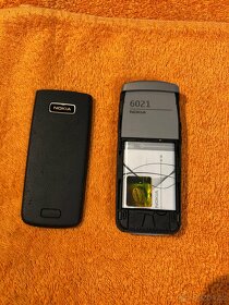 Nokia 6021 v pěkném a plně funkčním stavu - 3