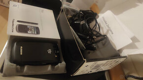 BlackBerry Curve 8900 - 3