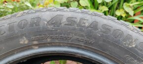 Zimni gumy Goodyear 225/55R17 5,5mm - 3