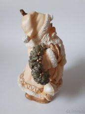 Figurka Dědy Mráze s vánočním stromečkem - 3