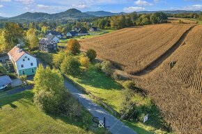 Prodej pozemku o výměře 1000 m2 v obci Janov u Nového Boru. - 3