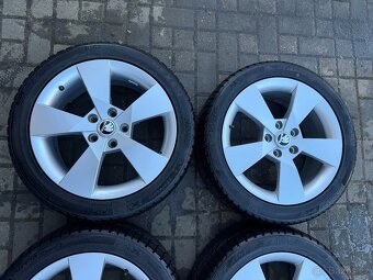 ORIGINÁL Alu Škoda DENOM R17, 5x112 - ZIMNÍ PNEU - 3