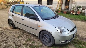 Ford Fiesta Ghia 1.4TDCi 50kw 2004 - 3