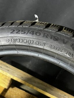 Zimní pneu 225/40 R19 93V Continental 6,5mm - 3