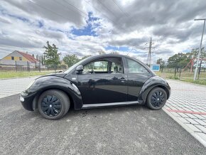 Volkswagen New Beetle - 3