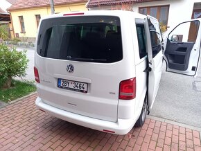 Volkswagen Caravelle T5.1 103kw 8 míst - 3