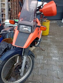 Suzuki Dr big 750s - 3