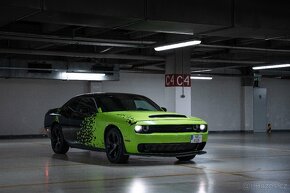 Pronájem vozu Dodge Challenger 5,7v8 - 3