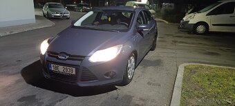 Ford Focus mk3 hatchback - 3