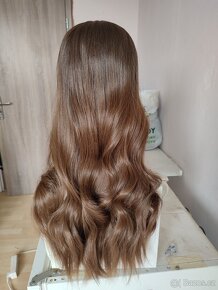 Nová vlnitá přirozeně hnědá Lacefront paruka - 3