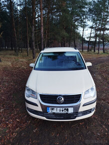 VW Touran 1,9 TDI  r.v.2008 6 rychlostí - 3