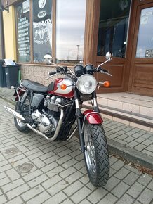 Triumph  Bonneville T 100 - 3