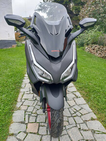 HONDA Forza 125 Special edition, variátor Malossi, 2900km - 3