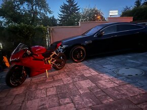 Vymenim Ducati Panigale 959 V2, titan vyfuk, 19tis - 3