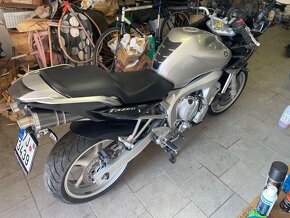 Yamaha Fz600 - 3