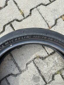 Pneu Michelin 120/70 ZR17 - 3