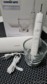 Elektrický kartáček Philips Sonicare DiamondClean HX9911/27 - 3