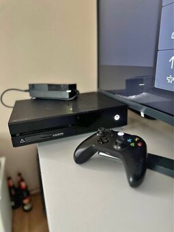 Xbox One 500 GB - 3