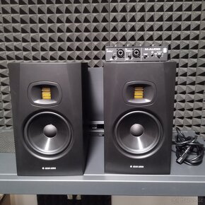 Adam audio t7v - 3