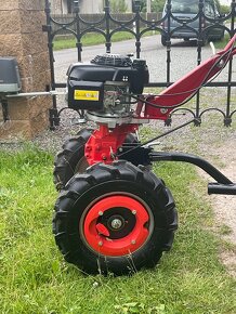 Prodám malotraktor VARI HONDA - 3