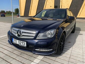 Mercedes Benz C350 4MATIC V6 Benzín - SEDAN W204 FACELIFT - 3