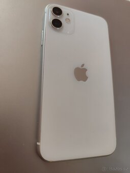 Apple iPhone 11 - 3