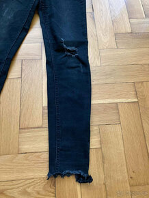 Černé rifle Pull&Bear vel.32 - 3