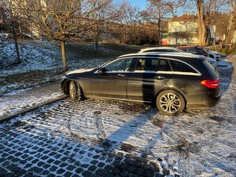 Prodám Mercedes Benz C220d kombi,plná výbava,perfektní stav - 3