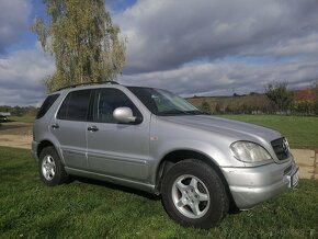 Mercedes Benz ML - 3