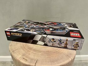 LEGO 75881 Speed Champions - 2016 Ford GT & 1966 Ford GT40 - 3